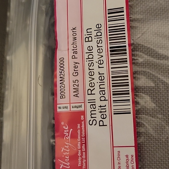 Thirty One Gifts Small Reversable Bin - Picture 2 of 3